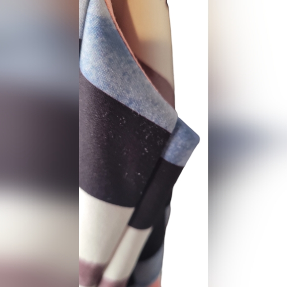 Vince Camuto Women's Geo-Print Fit & Flare Scuba Dress - Picture 8 of 12